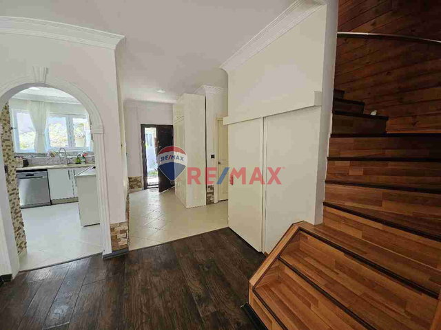 ARSLANBEY KARDELEN2 SİTESİNDE ÇELİK KONSTRÜKSİYON SATILIK VİLLA