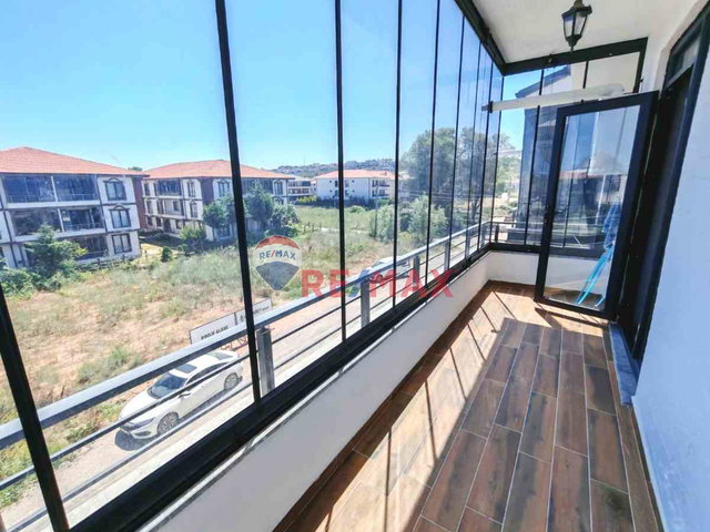 REMAX MAVİ'DEN KARASU'DA YERDEN ISITMA, CAM BALKONLU, KOMBİLİ, EBEVEYN BANYOLU