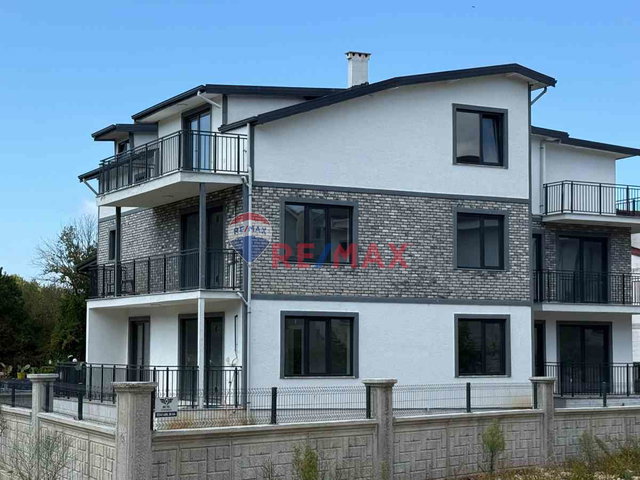 KANDIRA KERPE’DE EBEVEYN BANYOLU 3+1 ÇATI DUBLEKS – YAZ/KIŞ KONFORU