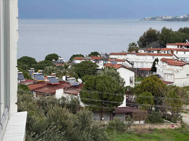 AYVALIK KARAAĞAÇ YENİ AKINKENT SİTESİ DENİZ MANZARALI SATILIK 4+1 VİLLA