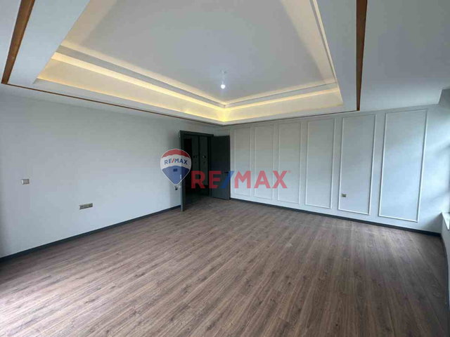 KARTEPE ZERAY MAHAL’DE MODERN ARAKAT 3+1 SATILIK DAIRE