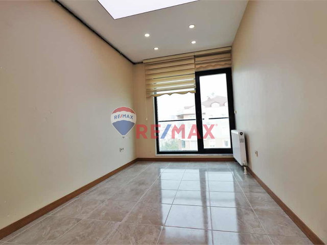İKBAL CADDESİ ÜZERİNDE TİCARİ+KONUT KULLANIMINA UYGUN MANZARALI DUBLEKS