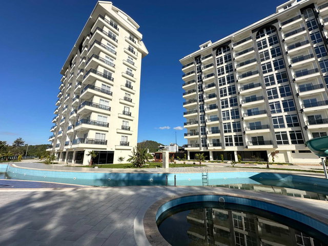 AVSALLAR'DA YEŞİL VE MAVİYİ BULUŞTURAN 1+1 DAİRE