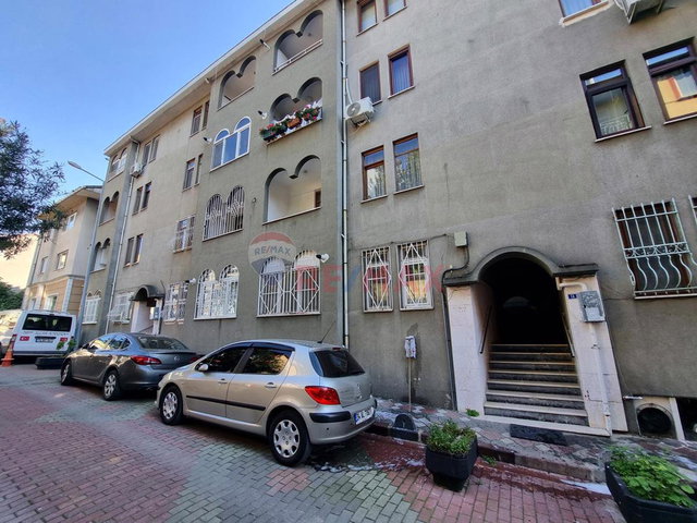 MERKEZ TEPECİK MAHALLESİNDE İÇİ FULL YENİLENMİŞ YAPILI 3+1 DAİRE