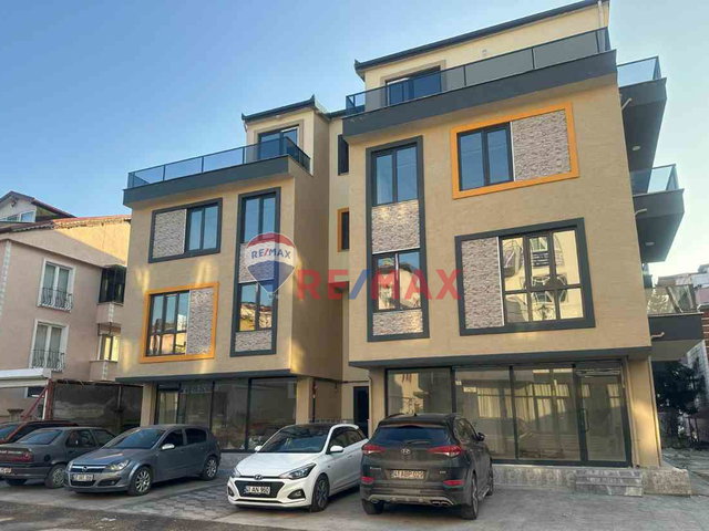 REMAX DREAM  İZMİT YENİŞEHİR 'DE  1+1  EŞYASIZ KİRALIK DUBLEKS DAIRE