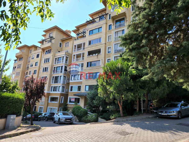 BAHÇEŞEHİR ILGAZ TADİLATLI VE BAKIMLI 1+1 DAİRE