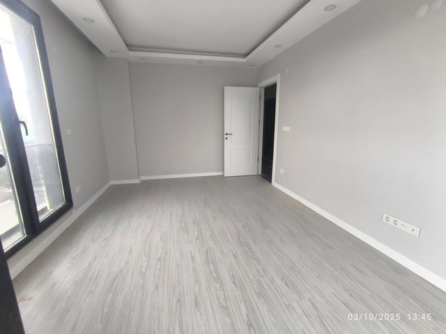 BÜYÜKÇEKMECE KAMILOBA MAHALLE SINDE  SATILIK 3+1  