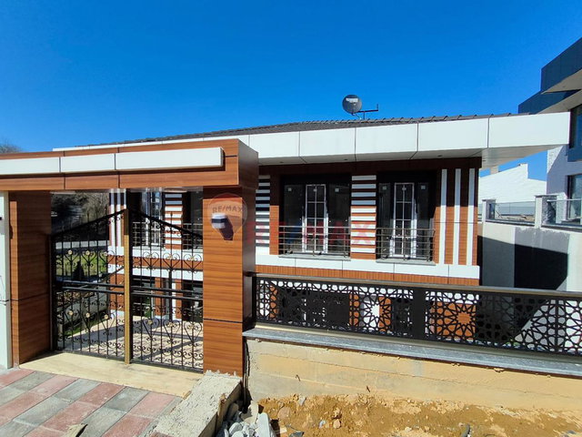 ŞİLE BALİBEY'DE MÜSTAKİL HAVUZLU SIFIR TRİPLEKS VİLLA