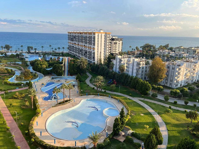REMAX TOROS'TAN QUEENABA 1 SİTESİ'NDE FULL EŞYALI 3+1