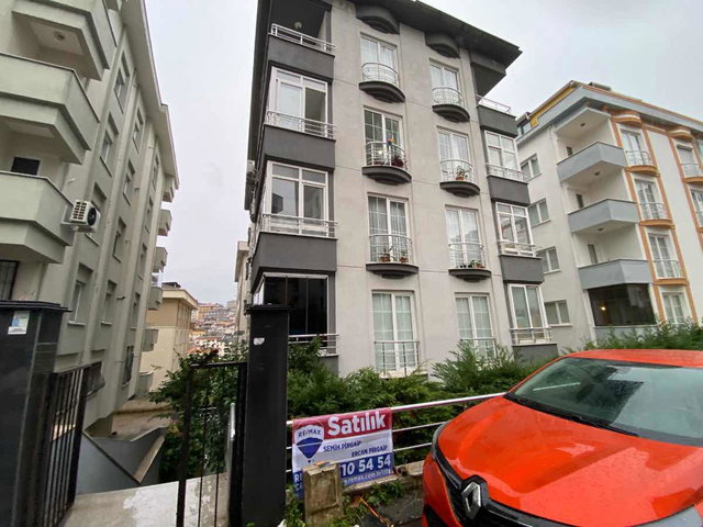ATAŞEHİR İNÖNÜ'DE SATILIK 3+2 BAHÇELİ TERS DUBLEKS