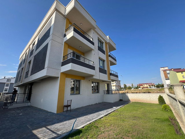 RE/MAX LACİVERT'TEN DADAŞKENT'TE KİRALIK 1+1 ARAKAT DAİRE