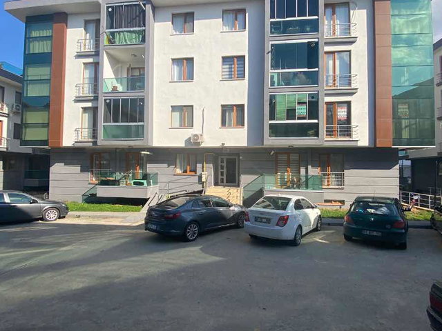 REMAX DIA'DAN DÜZCE MERKEZ'DE SATTILIK 3+1 DAIRE