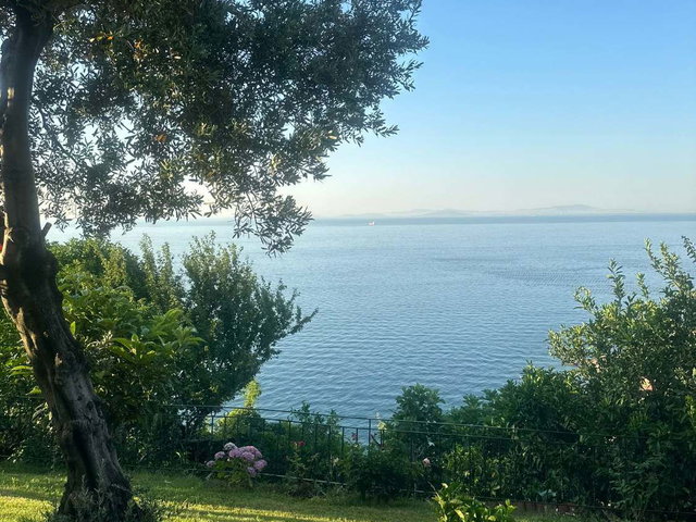 REMAX'DAN MUHTEŞEM DENİZ MANZARALI SATILIK VİLLA