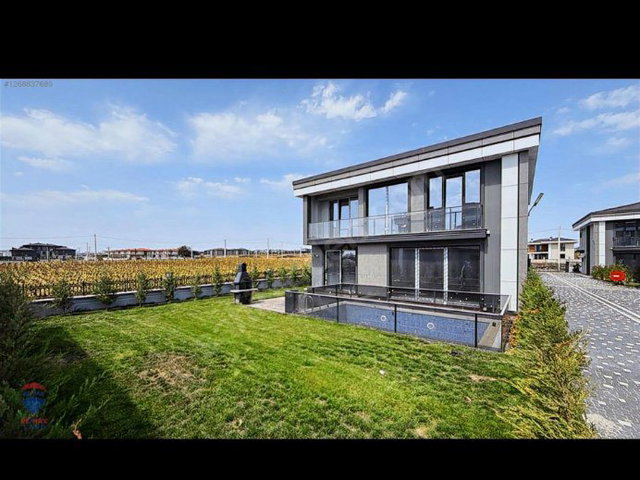REMAXLAND DEN ÖNERLERDE SATILIK SON 1 ADET F BLOK MÜSTAKİL VİLLA