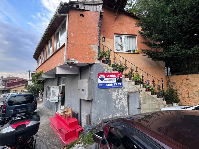SARIYER MADEN ' DE CAD. ÜSTÜNDE 2 KATLI MÜSTAKIL BINA
