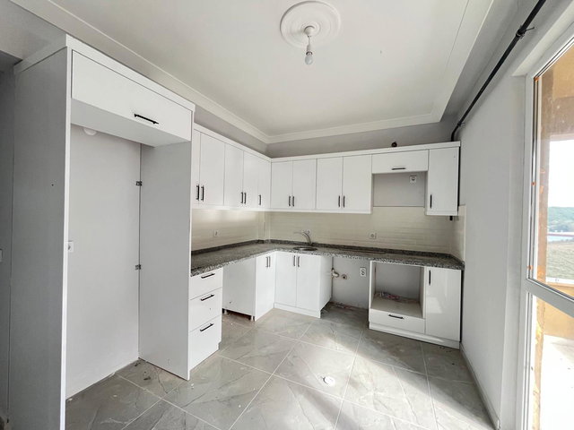 ÇERKEZKÖY İSTASYON MAHALLESINDE KIRALIK 3+1 SIFIR DAIRE