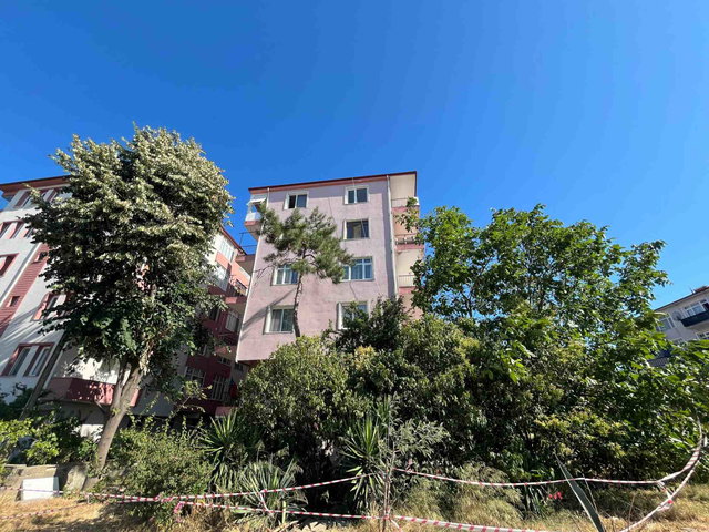 REMAX NATURAL'DEN YÜZBAŞILAR'DA DENIZE SIFIR 3+1 EŞYALI DAIRE