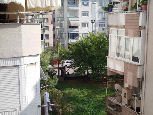 REMAX NATURAL DEĞİRMENDERE'DE MERKEZİ KONUMDA 3+1 KİRALIK DAİRE