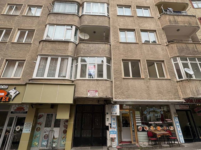 REMAX İLKE'DEN ÇAYKARA CADDESİ'NDE 3+1 KİRALIK DAİRE