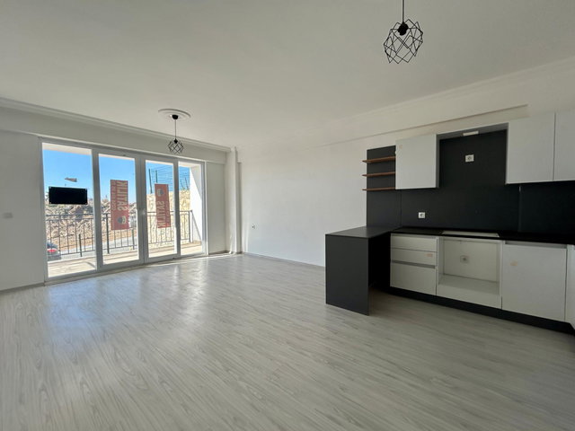 KUŞADASI EŞİN VADİ SİTESİNDE DOĞA İÇİNDE SATILIK 1+1 DAİRE