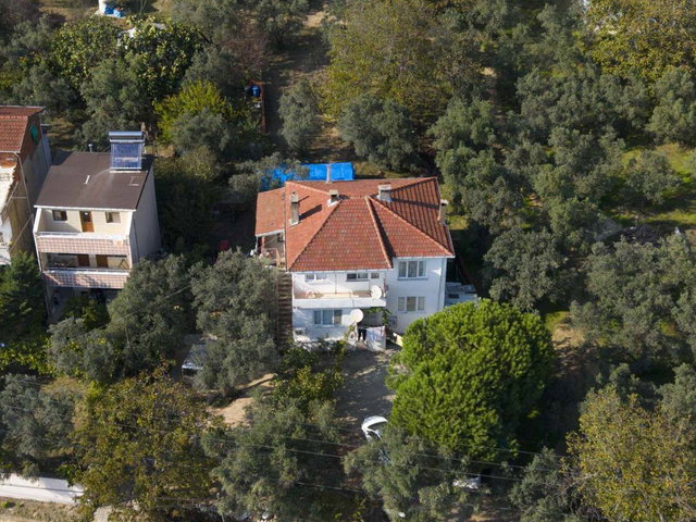 YATIRIMLIK FIRSAT! FISTIKLI'DA 765 M² ARSA İÇINDE 2 AYRI DAIRE!