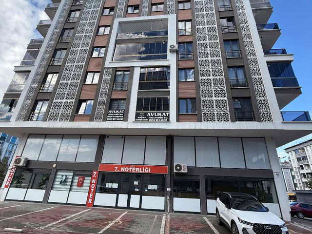 REMAX ŞAHIN'DEN ATAKENT 7'NCI NOTER ÜZERINDE 1+1 DAIRE