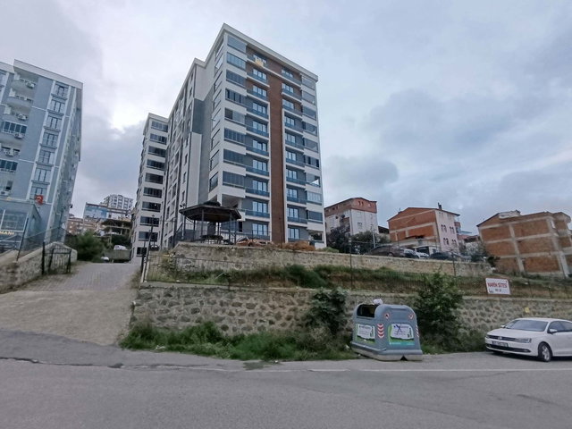 KAŞÜSTÜ NARİNPARK SİTESİ'NDE 150MT.SIFIR AYARINDA 3+1