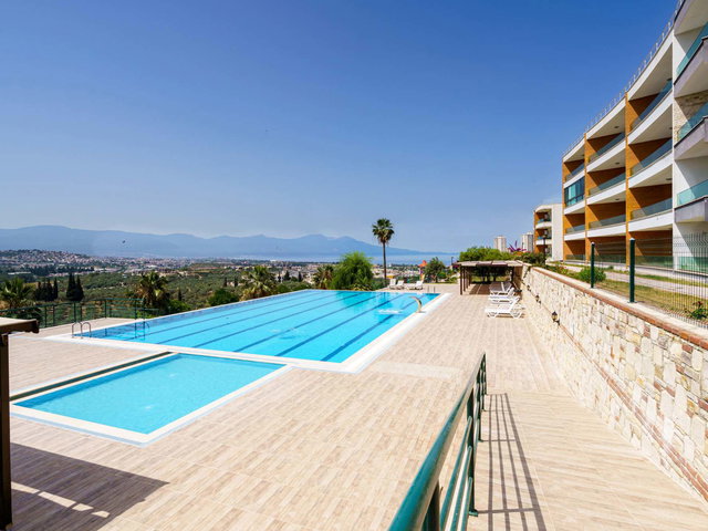 KUŞADASI EVİZ VISTA PANAROMA SİTESİNDE FULL EŞYALI 3+1 DAİRE