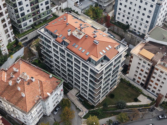 EMİRHAN CADDESİ LOZANNA HATIRA EVLERİ ÖN CEPHE BALKONLU 2+1