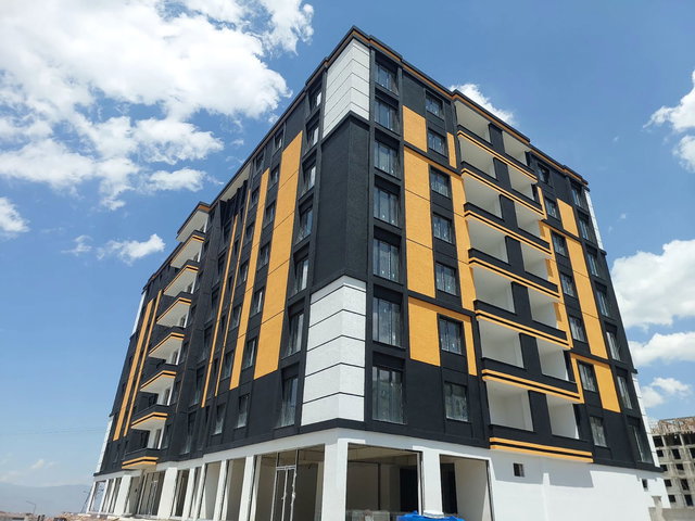 REMAX İLKE'DEN YILDIZKENT'TE 4+1 SATILIK LÜX DAİRE