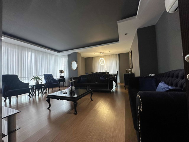 UNCALI KONAKLARDA GENİŞ 3+1 SATILIK DAİRE