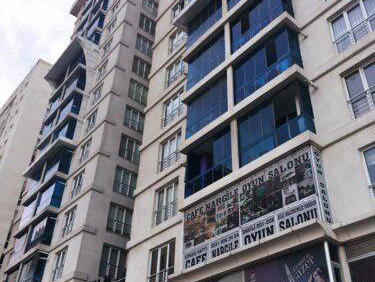 REMAX MAHAL'DEN METROBÜSE YÜRÜME MESAFESİNDE 2+1 ARA KAT DAİRE