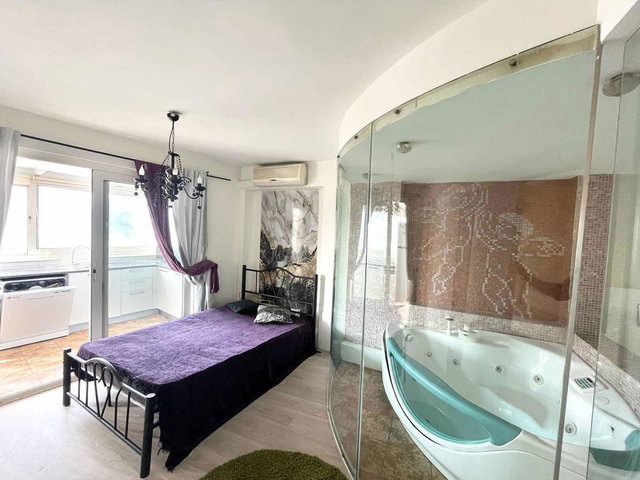 REMAX AKIN SEYHAN DAN LÜKS EŞYALI MANZARALI KİRALIK 3+1 DAİRE