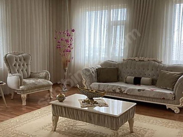 BEYLİDÜZÜ BARIŞ'DA KISA KATLIDA 5+2 280 M2 SATILIK DUBLEX DAİRE