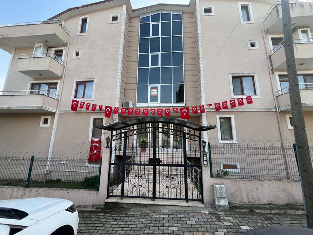 İZMİT ORHAN MAHALLESİ SATILIK BAHÇE DUBLEKS 2+1 DAİRE
