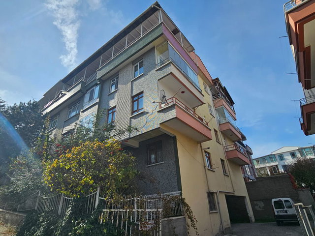 GAZİ MAHALLESİ 3+1 90 M2 DAİRE