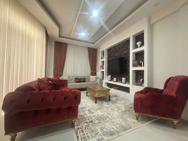 BAHÇEYAKA ÇAYKENT SITESI’NDE ARA KAT – YENILENMIŞ 3+1 – DOĞALGAZLI, KREDIYE UYGUN