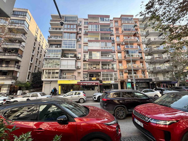 REMAX YELKEN'DEN ANA CADDE ÜZERİ,DOGAL GAZLI,AYRI MUTFAKLI,ASANSÖRLÜ