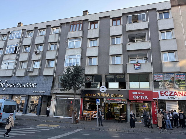 ÜMRANİYE SANTRALDE ÇARŞI VE CADDE CEPHELİ SATILIK 3+1 DAİRE
