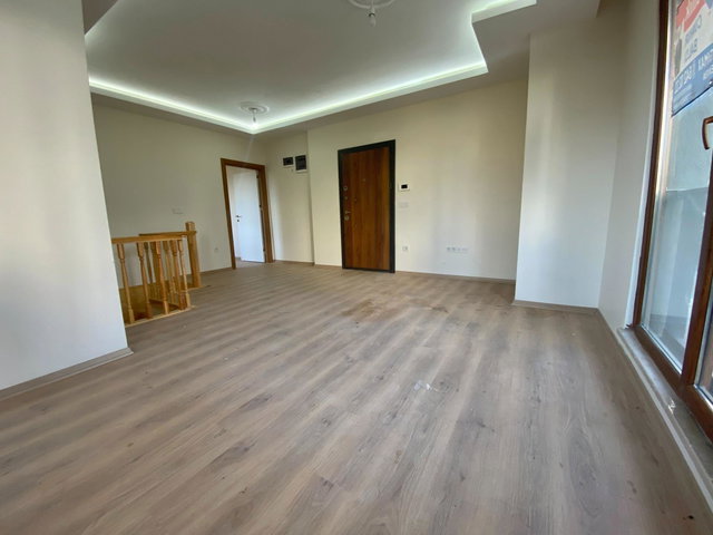 ÜMRANIYE AŞAĞIDUDULLU 2+1 SIFIR BOŞ GENIŞ SATILIK DAIRE