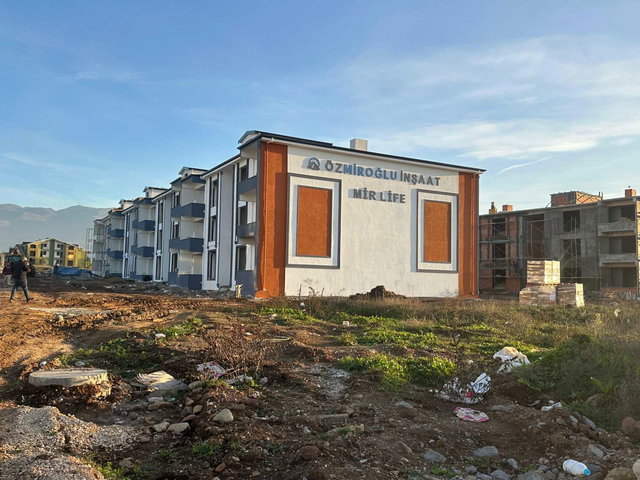 REMAX EXCELLENCE/ KARTEPE FSM'DE 60 M2 SATILIK 1+1