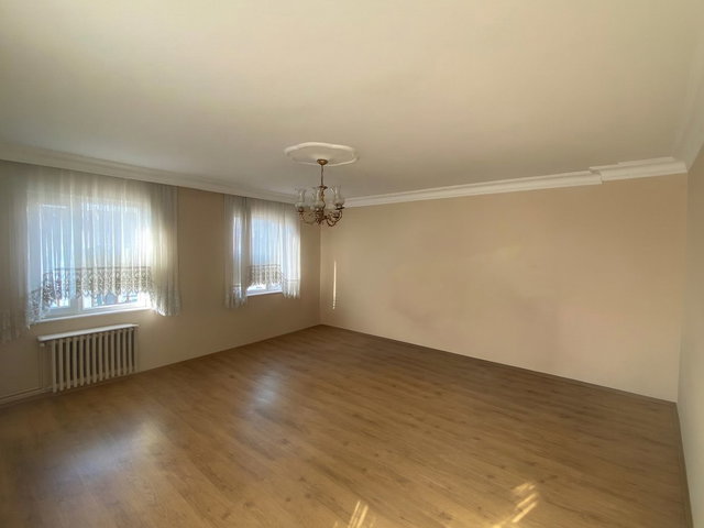 RE/MAX İNCİ'DEN TEKNİK LİSE CAD. SATILIK 3+1 DAİRE