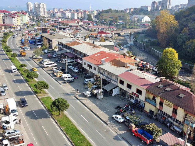 REMAX MEYDAN YAYLACIK SATILIK TİCARİ MESKEN SANAYİ YOLA CEPHE