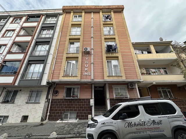ESENYURT ERZURUM KONGRE CADDESİNE YAKIN SATILIK 2+1 DAİRE ASANSÖRLÜ