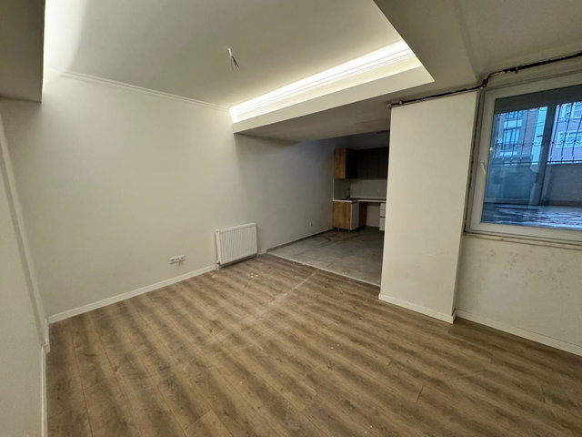 ÇAĞLAYAN’DA SIFIR BİNADA K. OTOPARKLI SATILIK 3+1 DAİRE