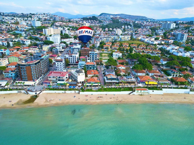 PLAJA 100M YAKINLIKTA 3+2 SATILIK EV