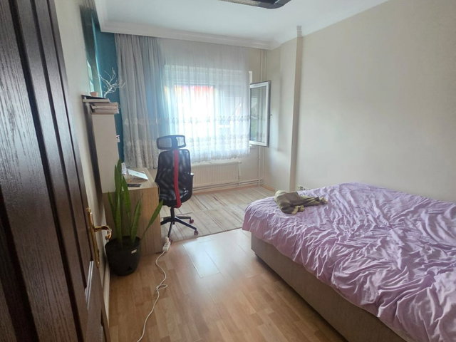 BAHCELİEVLER TAŞKENT CADDE ÜZERİ FIRSAT DAİRE
