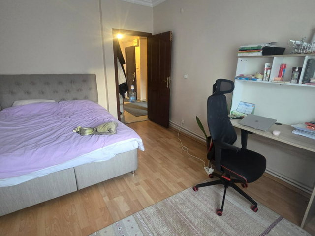 BAHCELİEVLER TAŞKENT CADDE ÜZERİ FIRSAT DAİRE