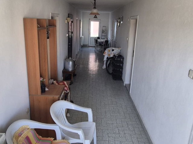 ÇAYIROVA MAHALLESİN'DE FATİH CADDESİNİN HEMEN YALI BAŞINDA SATILIK 3+1 TERAS DAİRE