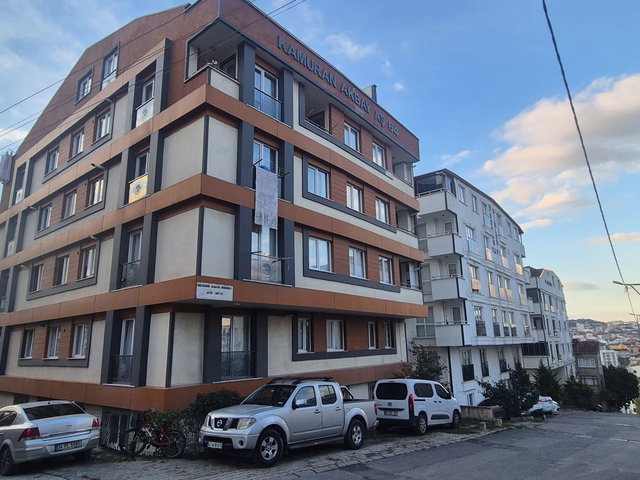 GEBZE MUSTAFAPAŞA MAHALLESİN'DE FIRSAT ÇOK GÜZEL 146 M2 4+1 DUBLEX DAİRE